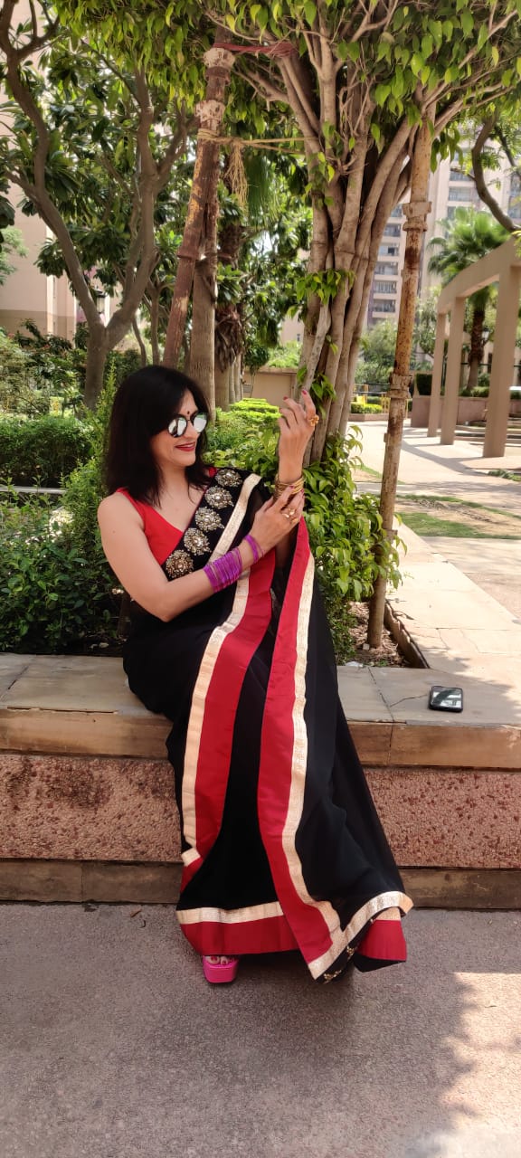 Georgette black saree